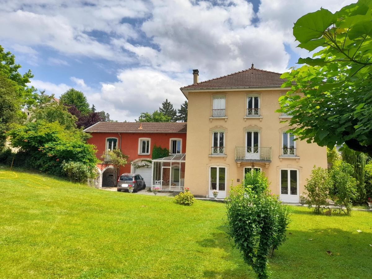 Maison Letrat Ла-Тур-дю-Пен Екстер'єр фото